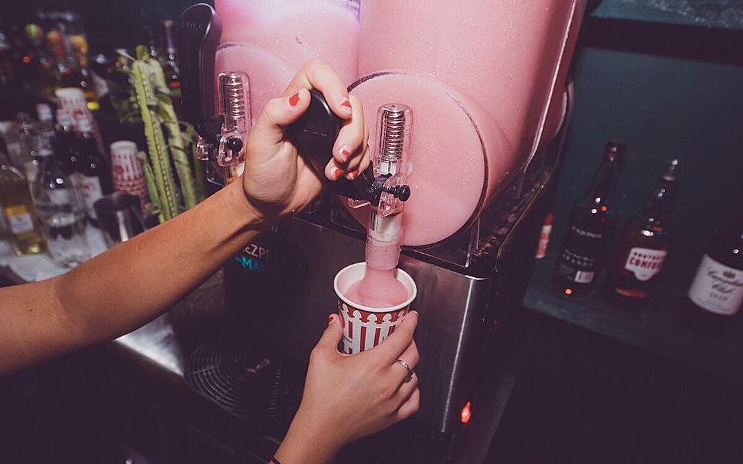 59DBA999-C98B-413B-B06A-48AFDD1F7383