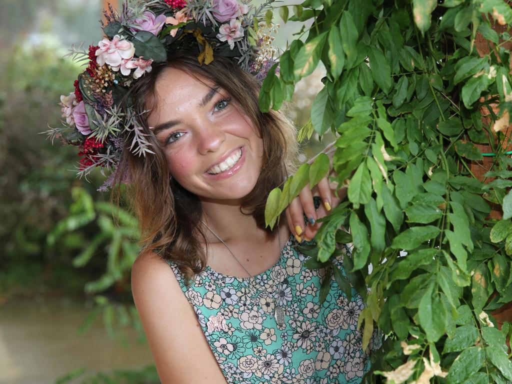 Gender bias in the diagnosis of autism spectrum disorder is failing females