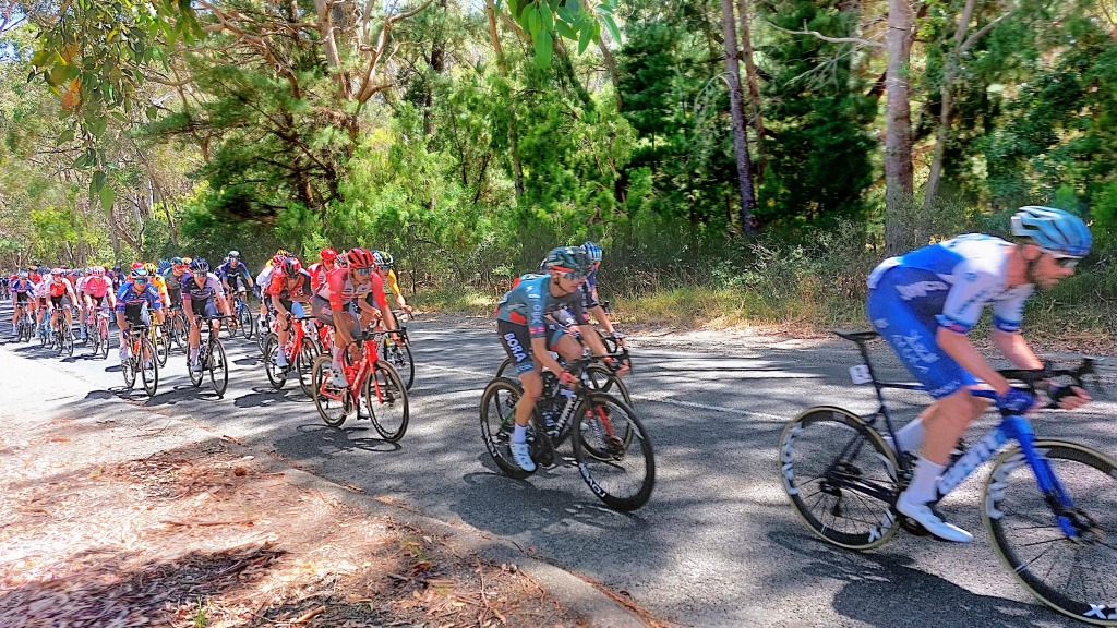 Tour Down Under returns in 2023 to boost local business, but road closures present complications