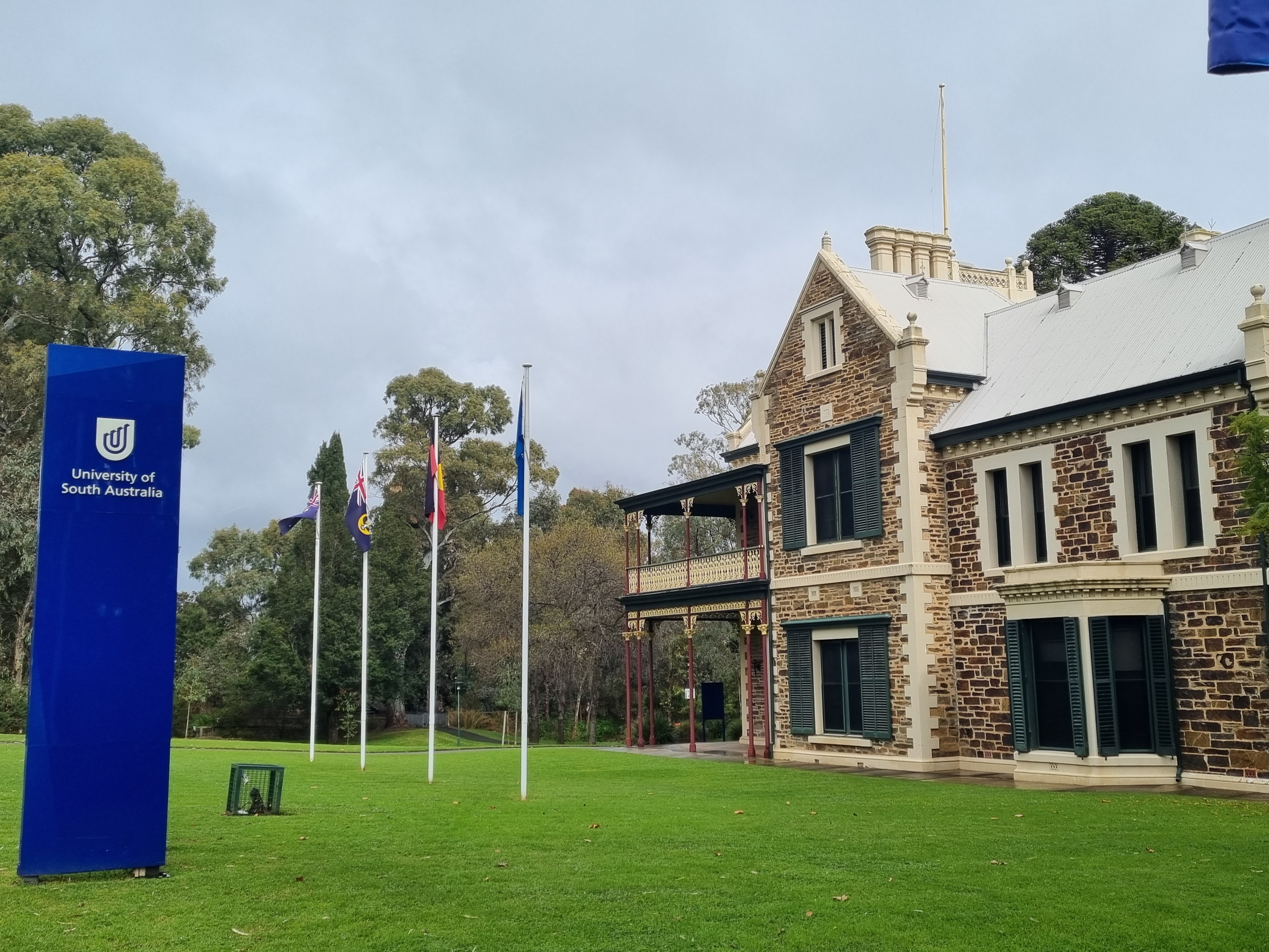 Culture clash: concern raised over UniSA and University of Adelaide merger